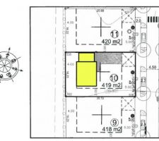 Plan de la parcelle
Aper&ccedil;u (grossier) de la maison sur le terrain