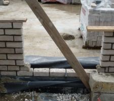 Notre porte d'entr&eacute;e. Ou, au moins, le d&eacute;but de l'espace qui lui est r&eacute;serv&eacute;...