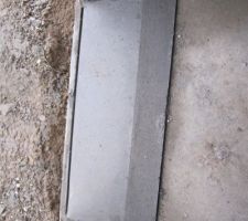 Seuil porte de service