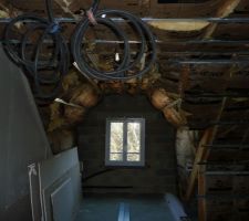 Pose de la pieuvre &eacute;lectrique, istallation du chauffage et de la plomberie