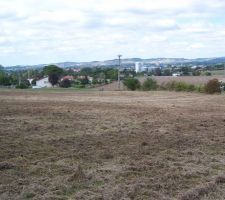 Vue du terrain vers la vallée du Lot