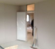CHAMBRE C (CLOISONS COULOIR ET CHAMBRE J)