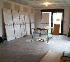 Montage des portes en cours