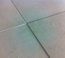Probl&egrave;me de joints sur carrelage rectifi&eacute;