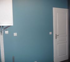 Peinture bleu gris dans la buanderie