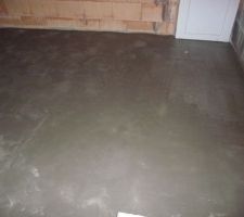 Ragréage sol garage