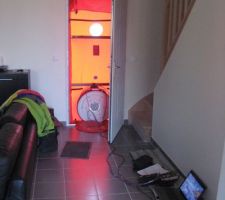 Création d'une dépression dans la maison pour chasser les fuites synonyme de déperdition thermique