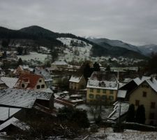 La vue sur le versant opposé depuis l'emplacement de la future maison.