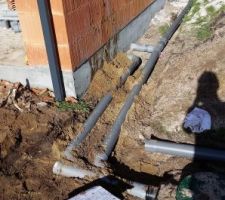 Raccordement de la maison à la fosse septique
