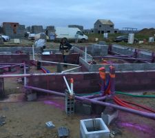 POSE DES TUYAUX DE L'ASPIRATION CENTRALISE AVEC PAPOU