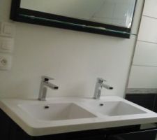 Salle de bain des filles