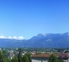 Juste pour rêver un petit peu !!!

Photo prise sur le site de la Mairie de TULLINS.
Vue du Vercors sur les hauteurs... très ressemblante à notre future vue.