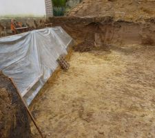 Implantation de la maison par le maçon