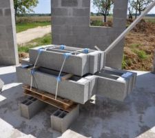 Demi linteau pour les volets roulants