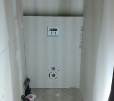 Pose du b&acirc;ti des wc