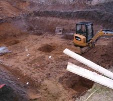 Puits prêts à recevoir le béton