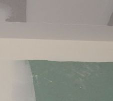 Le superbe travail de finition du jointeur le peintre me facture une journ&eacute; de pr&eacute;paration en plus