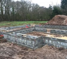 Montage du vide sanitaire sur 2 rang&eacute;es