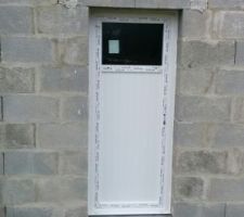 Pose des portes et fenêtres