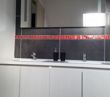 Salle de bain termin&Atilde;&copy;e