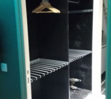 Dressing c&ocirc;t&eacute; mur