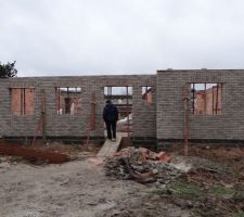 élévation des murs (briques et porotherm)