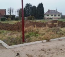 Ouverture de chantier aujourd'hui, c'est parti pour le terrassement.