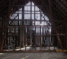 Intérieur de la grange sans les cloisons