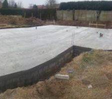 Panoramique (un peu bugg&eacute;) de la dalle coul&eacute;e