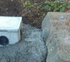 Pr&eacute;paration au branchement des EDP sur les cuves.