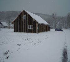 La maison sous la neige