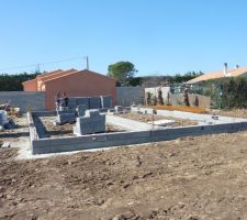 *Note pour moi : Penser &agrave; acheter des bottes et &agrave; les mettre dans la voiture car les bains de boue juste avant d'aller au travail &ccedil;a craint. La honte de se balader sur le chantier en talons ...