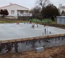 Dalle brute coul&eacute;e ce jour.