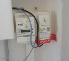 Et voilà le compteur, l'électricien doit à présent raccorder 1 fil et ca sera terminé !