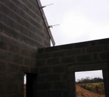 Pignon entre garage et maison