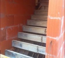 Coffrage de l'escalier entre RdC et etage