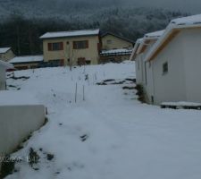 Acces a ma porte d'entree, ou l'huissier a failli tomber