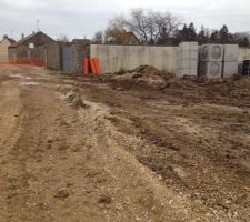 Viabilisation toujours en cours, mais &ccedil;a avance plut&ocirc;t pas mal