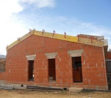 Coffrage des pignons rampants