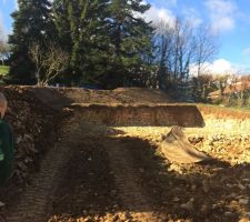 D&eacute;but du terrassement, brise roche requis !