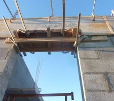 05/03/2015 : installation des volets roulants