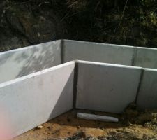 Cuvelage de la roubine en cours et &eacute;tat du terrain au 7 mars 2015