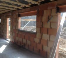 Appui de fenêtre en béton posé