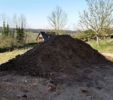 20 tonnes de terre végétale