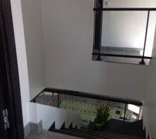 Escalier avec garde-corps