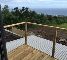 Terrasse de l'étage jouxtant la chambre parentale