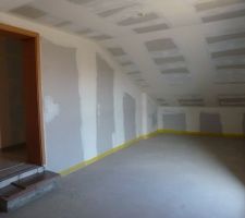 Le futur bureau/chambre invit&eacute;s