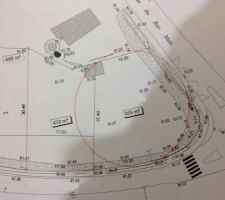 Ancien jardin coup&eacute; en 3 lots.