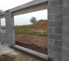 Pose des seuils et des appuis de fen&ecirc;tre