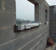 Pose des seuils et des appuis de fen&ecirc;tre